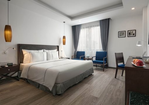 Premier Room
